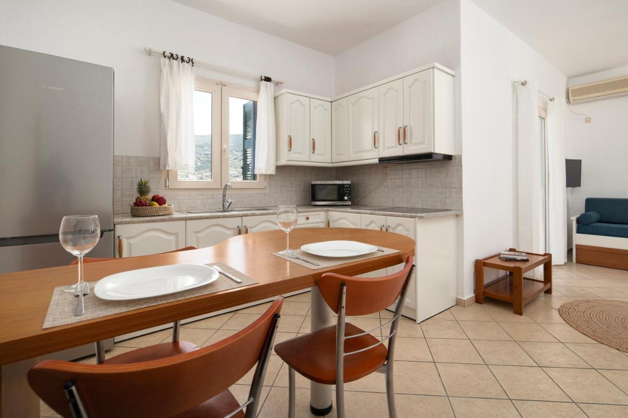 Almar Apartments Баци Екстериор снимка